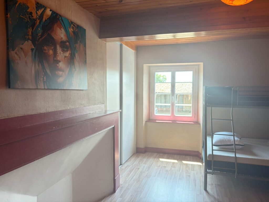 La Maison — Chambre